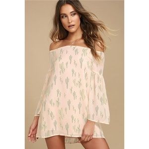 New Lulu's Blush Cactus off the shoulder dress- XS